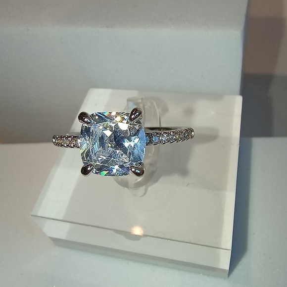 Womens Silver-Plated Brass Ring With Cubic Zirconia For Engagement & Anniversary - Picture 7 of 8